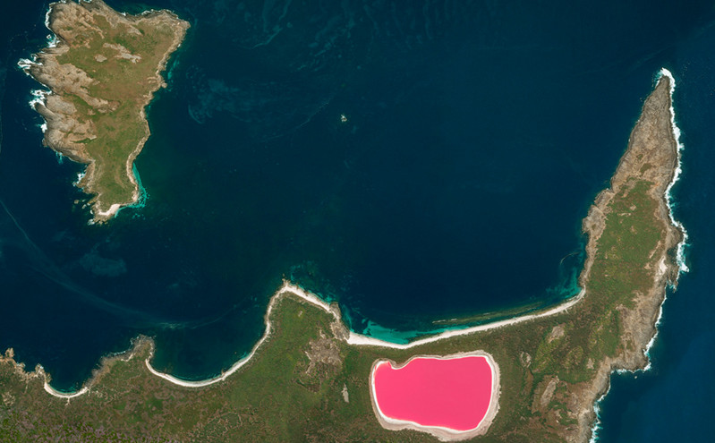 Το περίεργο φαινόμενο με τη ροζ λίμνη στην Αυστραλία