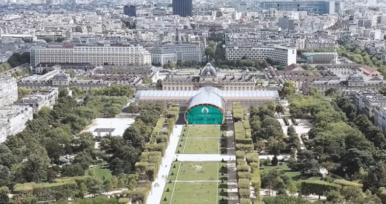 Εγκαινιάστηκε στο Παρίσι το «Εφήμερο Grand Palais»