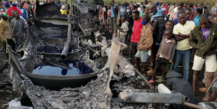 Δεκατρείς νεκροί από έκρηξη βυτιοφόρου στην Κένυα
