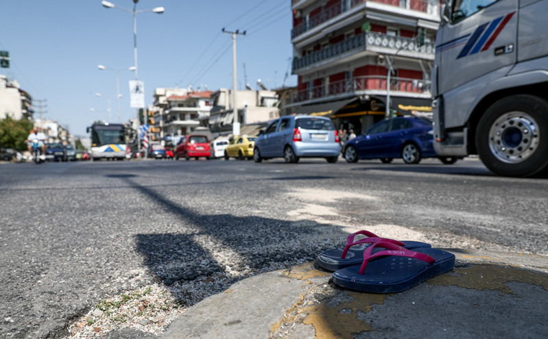 Νίκαια: Θρήνος για την 7χρονη που παρασύρθηκε από φορτηγό &#8211; Όλο το χρονικό