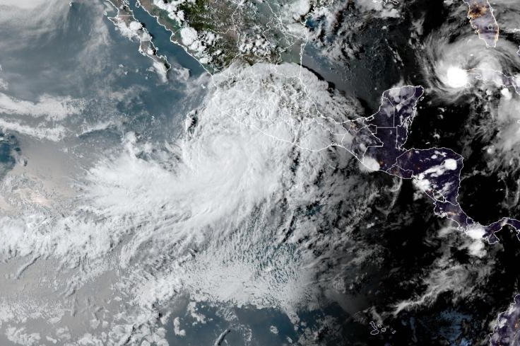 Μεξικό: Έκδοση προειδοποιήσεων για την τροπική καταιγίδα Νόρα