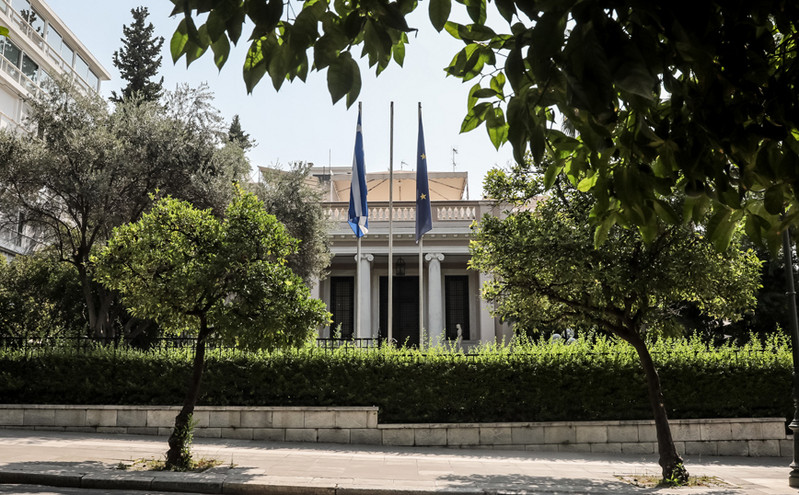 Μαξίμου σε ΣΥΡΙΖΑ: Σε συνεννόηση δική μας με την Εκκλησία εκδόθηκε η εγκύκλιος