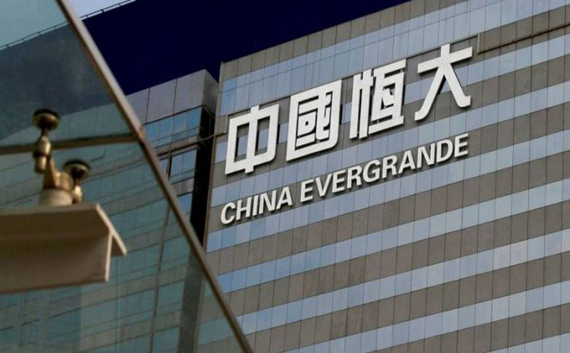 Τρόμος από την πιθανή πτώχευση του κινεζικού κολοσσού Evergrande
