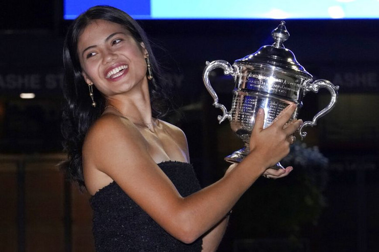 US Open: Συγχαρητήρια από τη Βασίλισσα Ελισάβετ στην Ραντουκάνου