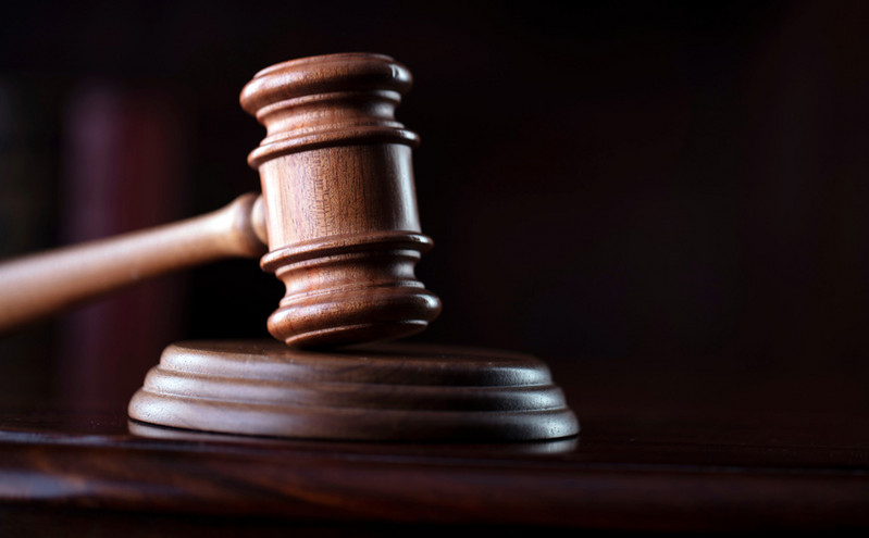 Την καταδίκη του στελέχους της Nissan Γκρεγκ Κέλι ζητούν οι εισαγγελείς επειδή βοήθησε τον Κάρλος Γκοσν