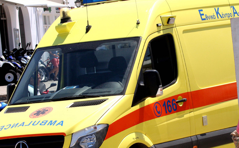 Βόλος: 90χρονος βγήκε στο μπαλκόνι του σπιτιού, έπεσε στο κενό και σκοτώθηκε