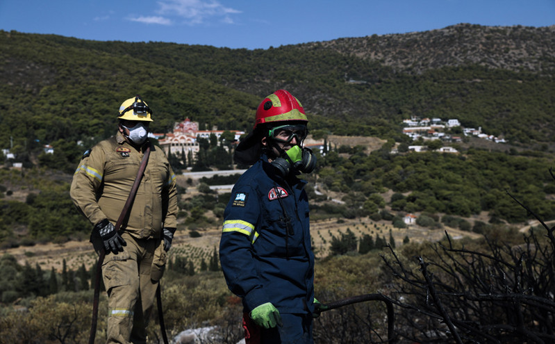Πολύ υψηλός κίνδυνος πυρκαγιάς για τρεις περιφέρειες της χώρας