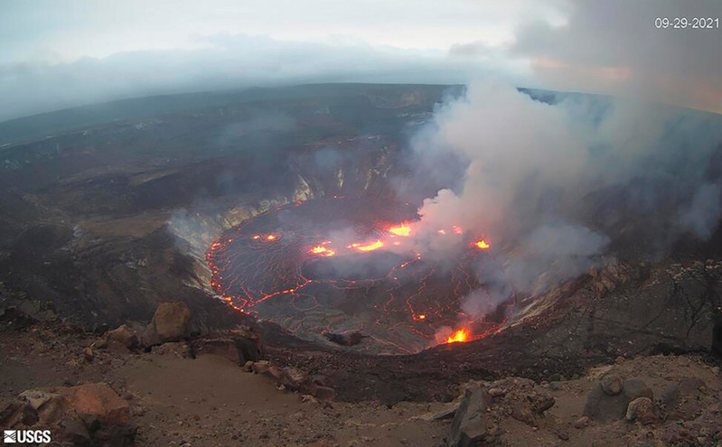 Συναγερμός στη Χαβάη: Εξερράγη το ηφαίστειο Κιλαουέα &#8211; Εντυπωσιακές εικόνες