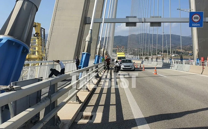 Συναγερμός στη Γέφυρα Ρίου &#8211; Αντιρρίου: Γυναίκα απειλούσε να πέσει στη θάλασσα