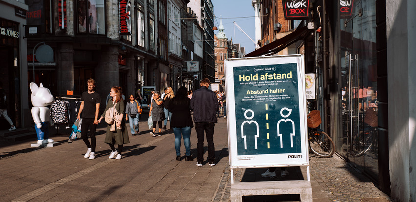 Mετάλλαξη Όμικρον &#8211; Δανία: Η εξάπλωση της νέας παραλλαγής φέρνει νέα μέτρα