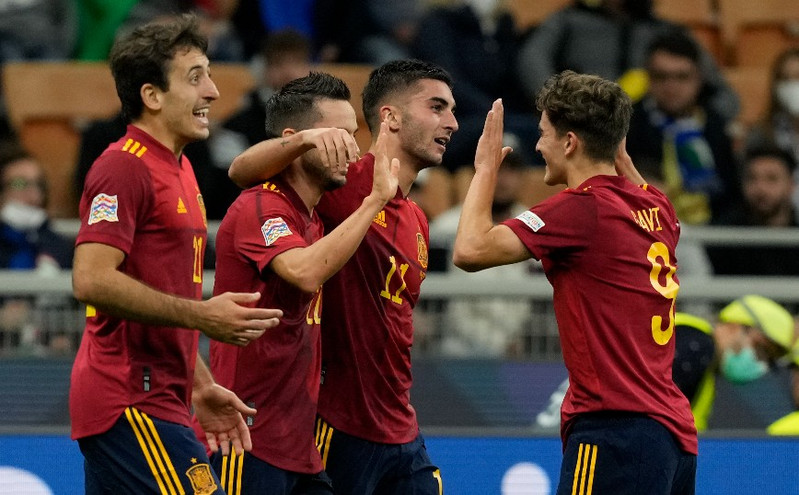 Nations League: Η Ισπανία νίκησε την Ιταλία στον ημιτελικό και της έσπασε αήττητο σερί 37 αγώνων