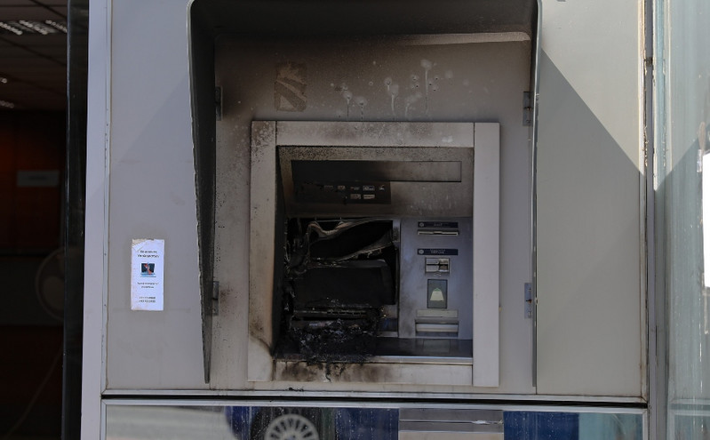 Ημαθία: Ανατίναξαν ΑΤΜ και πήραν τις κασετίνες
