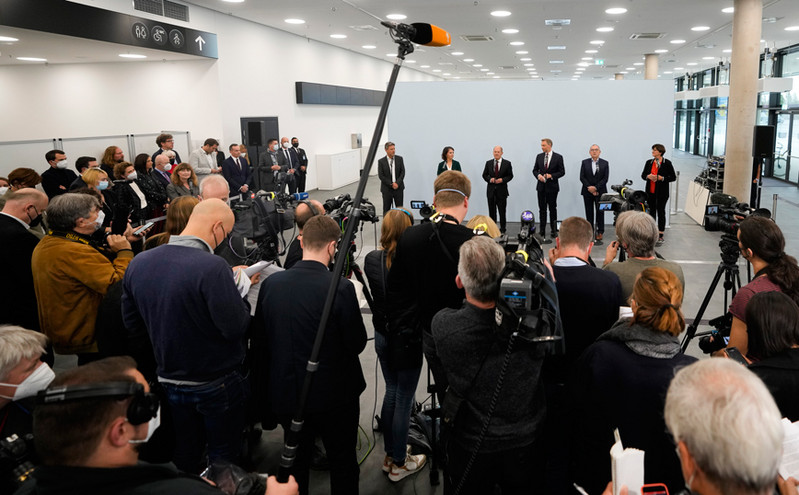 Γερμανία: Την Πέμπτη ξεκινούν οι διαπραγματεύσεις για τον σχηματισμό κυβέρνησης