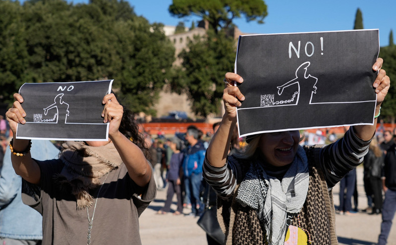 Ρώμη: Νέες, ειρηνικές κινητοποιήσεις αντιεμβολιαστών &#8211; «Δεν έχουμε σχέση με την ακροδεξιά»