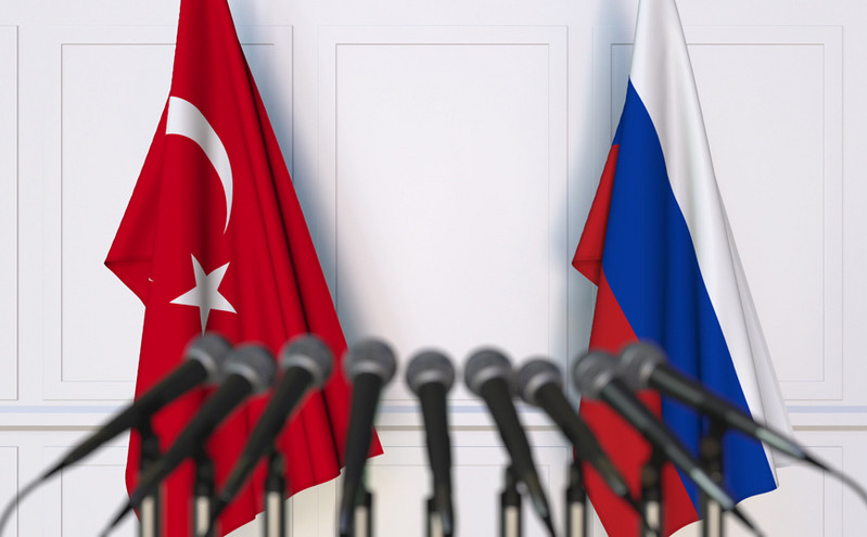 Τετ α τετ Ρώσων και Αμερικανών αντιπροσώπων στην Κωνσταντινούπολη