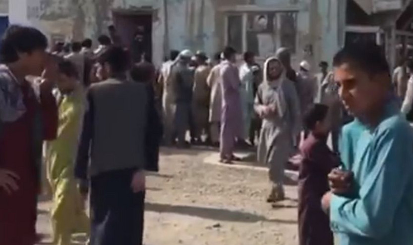 Τρόμος ξανά στο Αφγανιστάν: Έκρηξη σε τζαμί &#8211; Φόβοι για πολλούς νεκρούς
