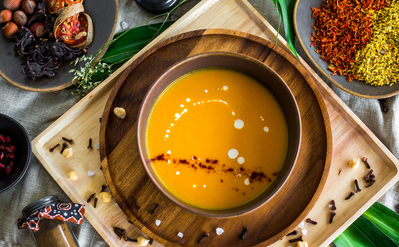 Ταϊλανδέζικη σούπα κολοκύθας με κάρυ