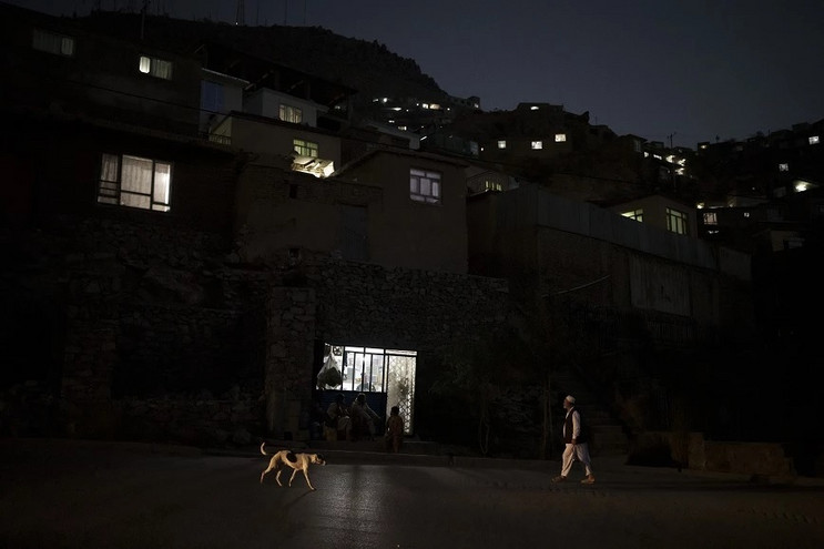 Ανάληψη της ευθύνης για την έκρηξη πυλώνα που βύθισε στο σκοτάδι την Καμπούλ από το Ισλαμικό Κράτος στο Χορασάν