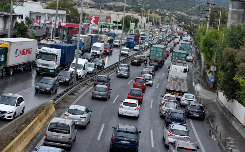 Έκτακτα μέτρα στους δρόμους για την έξοδο του Πάσχα