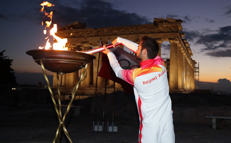 Τελετή παράδοσης – παραλαβής Ολυμπιακής Φλόγας: Έκτακτες κυκλοφοριακές ρυθμίσεις, ποιοι δρόμοι κλείνουν