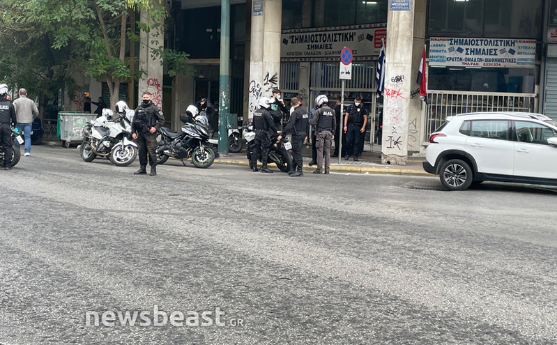 Πυροβολισμοί και καταδίωξη στο κέντρο της Αθήνας: Πώς εντόπισαν τον δράστη πριν εμβολίσει τη μηχανή της ΔΙΑΣ