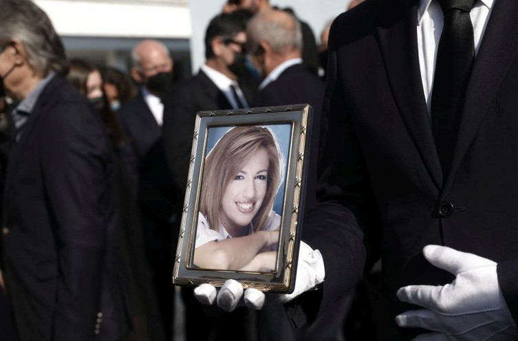Πλήθος κόσμου στο μνημόσυνο της Φώφης Γεννηματά