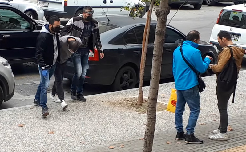 Θεσσαλονίκη: Στον ανακριτή ο 27χρονος για τη φονική ληστεία στο ψιλικατζίδικο