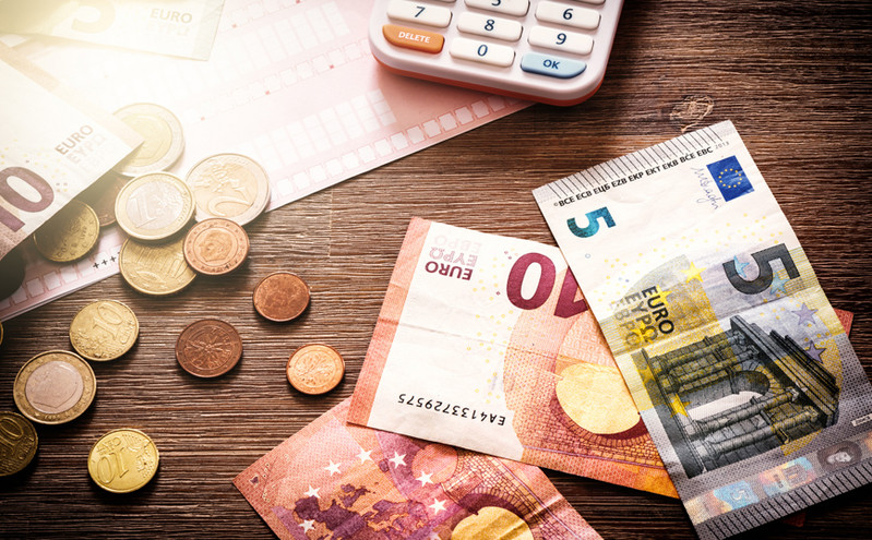 Έξι φορο-εκκρεμότητες πριν την εκπνοή του 2021