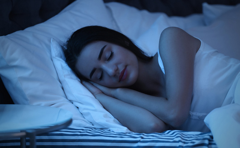 Υπάρχει ιδανική ώρα για να πέφτουμε για ύπνο; Οι επιστήμονες λένε «ναι»