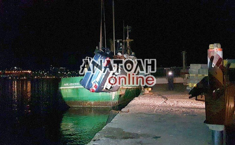 Βουτιά θανάτου στο λιμάνι του Αγίου Νικολάου Κρήτης