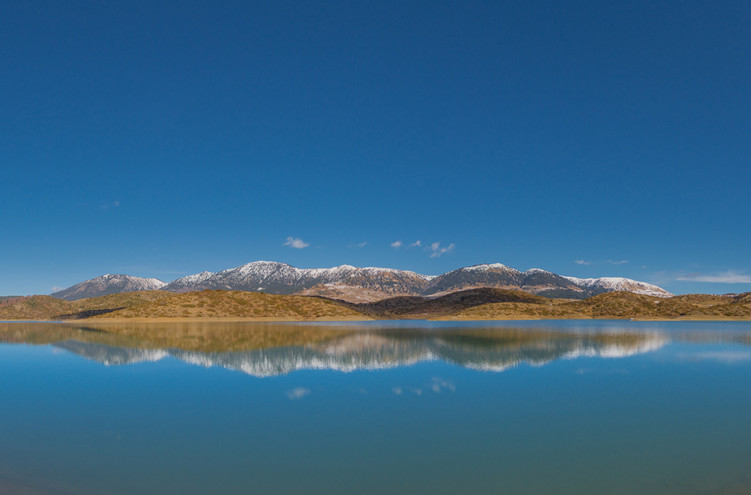 Λίμνη Αώου: Το τεχνητό θαύμα στον ορεινό όγκο της Ηπείρου