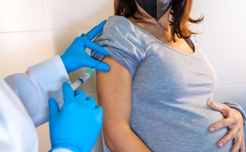 Στέλλα Κυριακίδου: Να εμβολιαστούν οι έγκυες για να προστατεύσουν τα μωρά τους και τον εαυτό τους