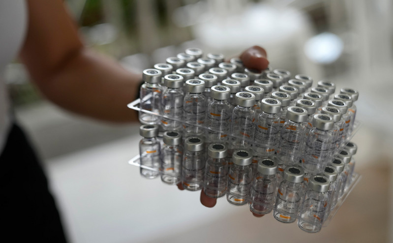 Κορονοϊός: Pfizer και BioNTech υπέγραψαν συμφωνία με τις ΗΠΑ για την προμήθεια 105 εκατ. δόσεων του εμβολίου
