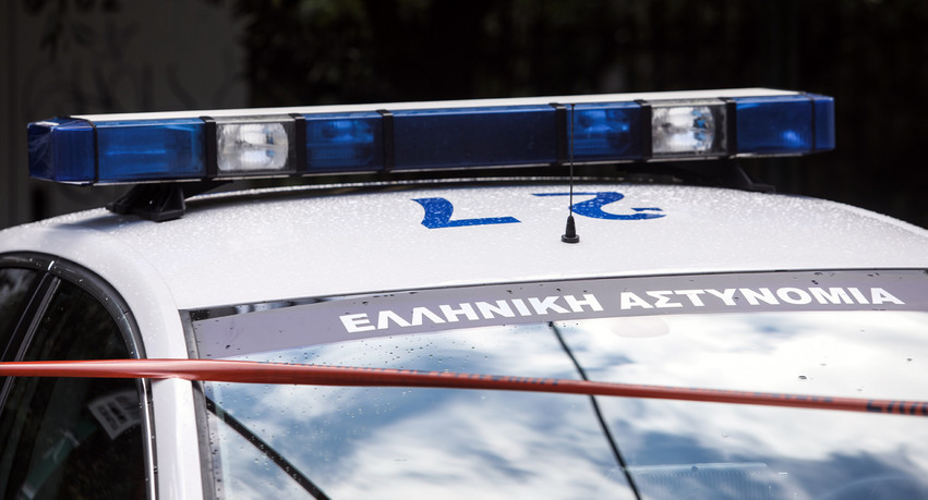 Περιστέρι: Βγήκε τσεκούρι για τα μάτια μίας κοπέλας &#8211; Στο νοσοκομείο 22χρονος