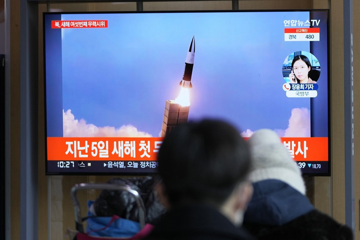 Βόρεια Κορέα: Στις τελευταίες δοκιμές πυραύλων τέσταρε αναβαθμίσεις των όπλων της