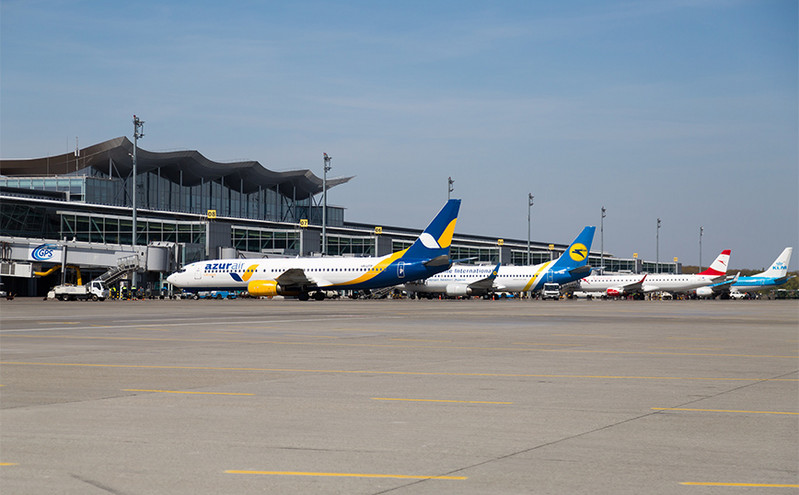 Αναβολή των μη απαραίτητων ταξιδιών προς την Ουκρανία συστήνει η Σουηδία