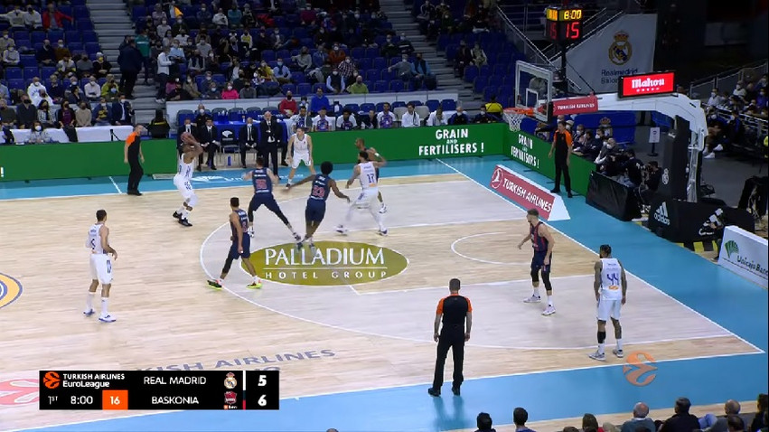 Euroleague: Η Ρεάλ Μαδρίτης «κυνηγάει» την Μπαρτσελόνα – Η «βασίλισσα» επικράτησε 89-74 της Μπασκόνια