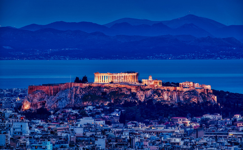 Οι 4 μεγάλες προκλήσεις για την ελληνική οικονομία το 2022