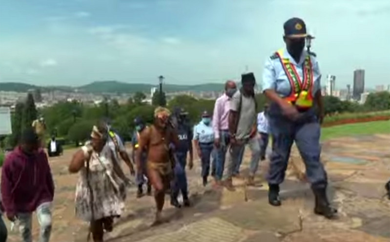 Νότια Αφρική: Αφέθηκε ελεύθερος ο «βασιλιάς» που καλλιεργούσε κάνναβη στον κήπο του προεδρικού μεγάρου