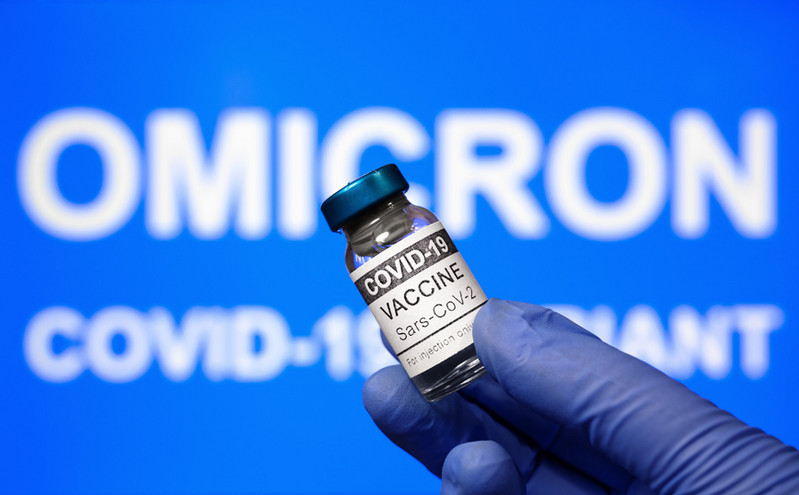 Κορονοϊός: Τα νεότερα δεδομένα για την Όμικρον, τον εμβολιασμό και την ανοσία