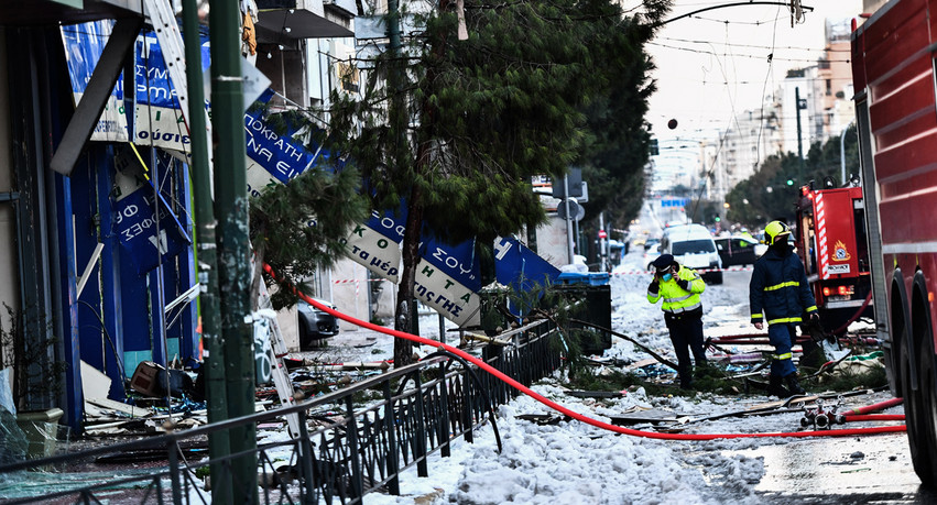 Ισχυρή έκρηξη στη Συγγρού: Βομβαρδισμένο τοπίο η περιοχή &#8211; Το ωστικό κύμα διέλυσε τα πάντα &#8211; Δείτε φωτογραφίες