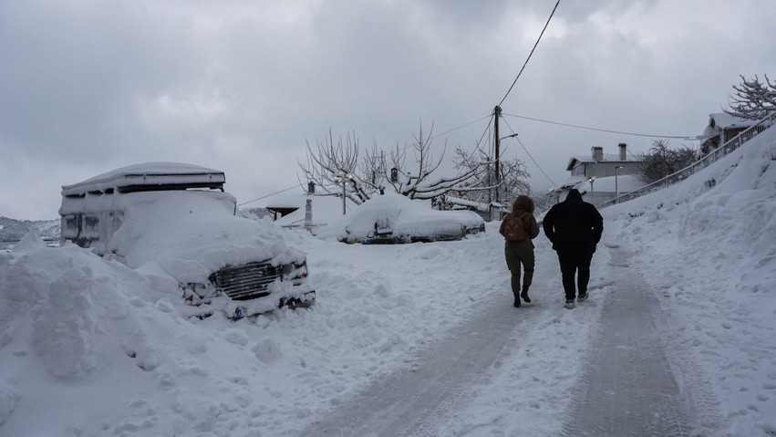 Κακοκαιρία στη Βόρεια Ελλάδα: Χιόνια και κλειστοί δρόμοι &#8211; Πού είναι απαραίτητη η χρήση αντιολισθητικών αλυσίδων
