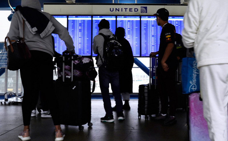 Αεροπορικό «έμφραγμα» στις ΗΠΑ λόγω μετάλλαξης Όμικρον και θύελλας Φρίντα &#8211; Ακυρώθηκαν πάνω από 2.600 πτήσεις