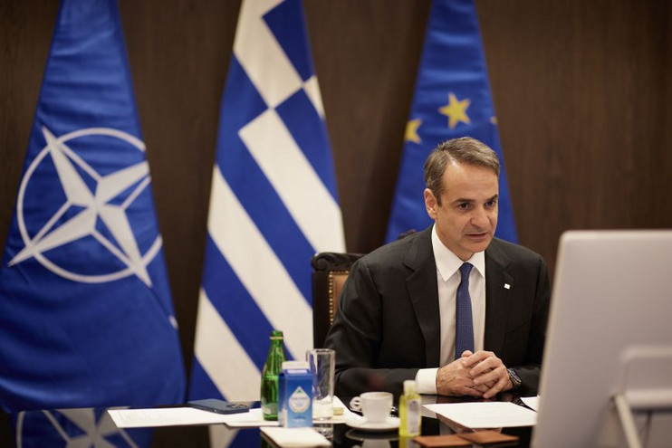 Σε κοινή πορεία με ΕΕ και ΝΑΤΟ η Ελλάδα στην ουκρανική κρίση