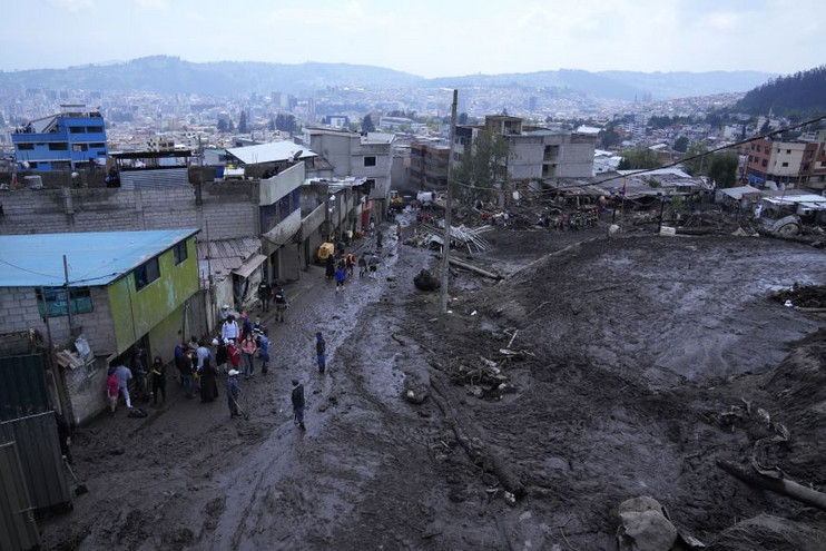 Ισημερινός: Τουλάχιστον 27 νεκροί και 53 τραυματίες από τις μεγάλες πλημμύρες