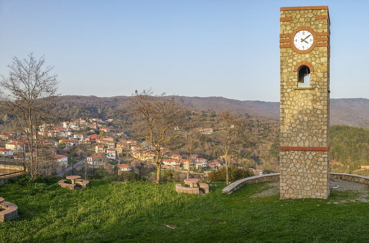 Καρυές: Το άγνωστο χωριό στη Λακωνία και η σχέση του με τις διάσημες «Καρυάτιδες»