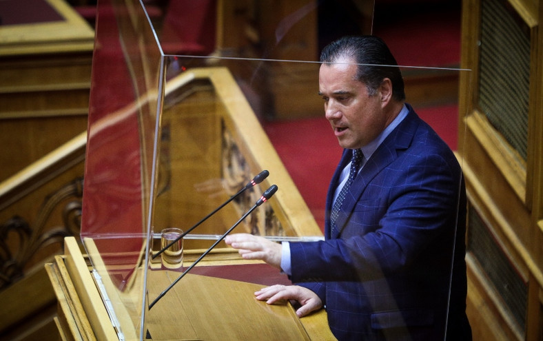 Γεωργιάδης: Δεν υπάρχει συζήτηση για τη μείωση του ωραρίου στα καταστήματα
