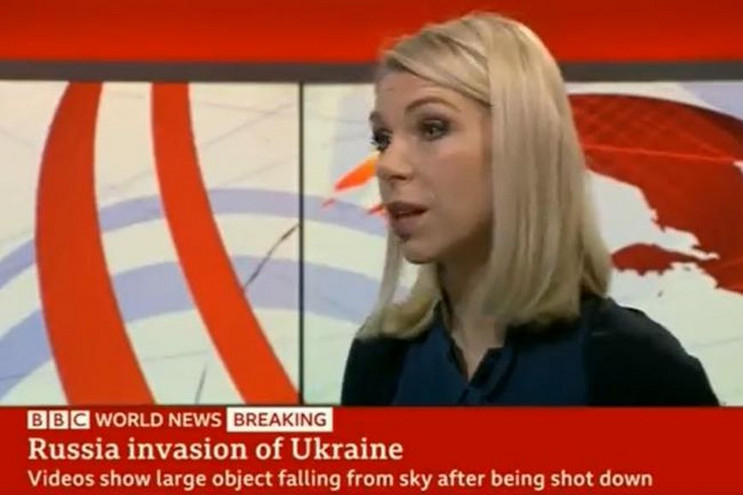 Πόλεμος στην Ουκρανία: Δημοσιογράφος του BBC είδε σε ζωντανή μετάδοση το βομβαρδισμένο σπίτι της