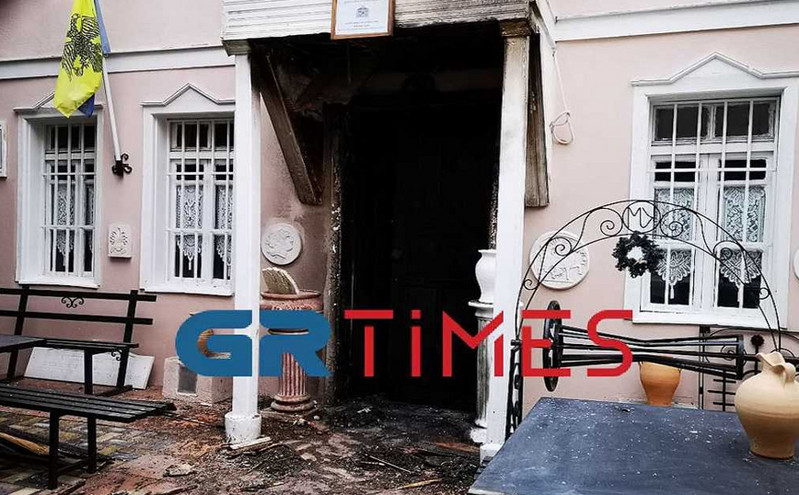 Θεσσαλονίκη: Δύο συλλήψεις για την έκρηξη με γκαζάκια έξω από το «Ίδρυμα Εθνικού και Θρησκευτικού Προβληματισμού»