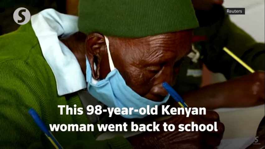 Κένυα: Συγκινεί η γιαγιά που επέστρεψε στο σχολείο στα 98 της χρόνια